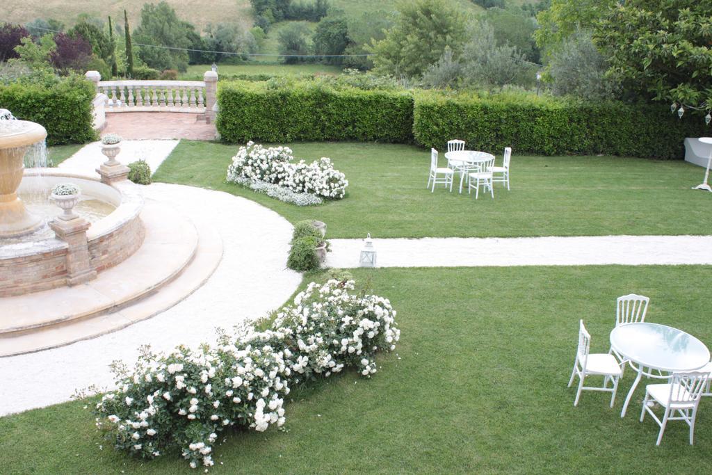 Hotel Villa Castellani Mogliano Exterior photo