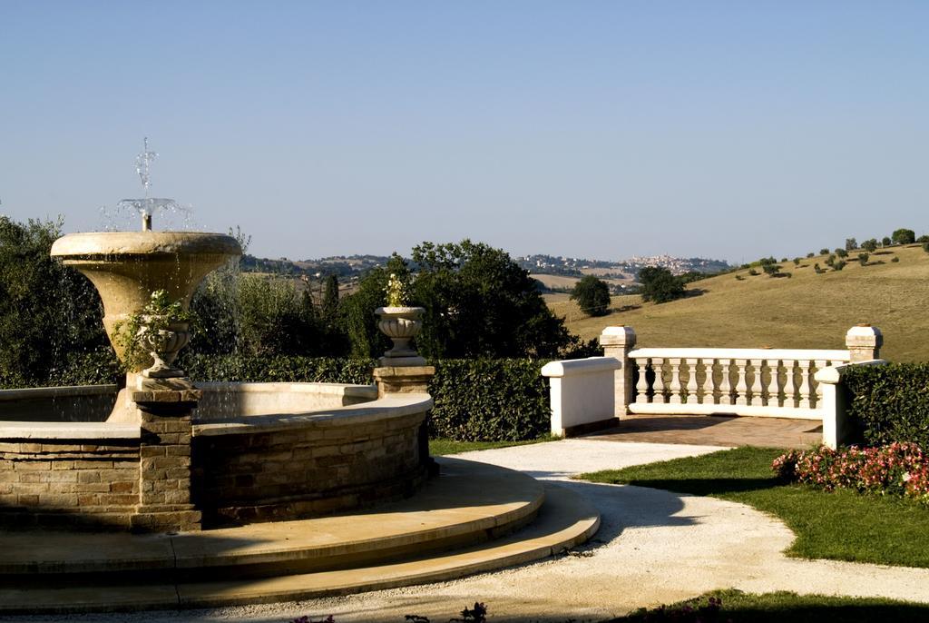 Hotel Villa Castellani Mogliano Exterior photo